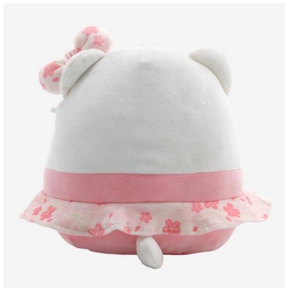 Hello Kitty Squishmallow NWT 8” - Picture 2 of 3